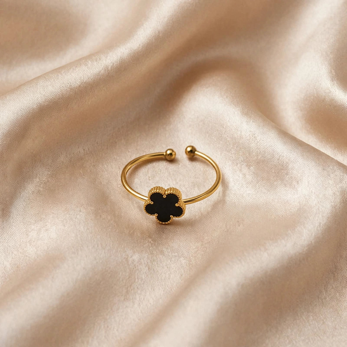 Anello quadrifoglio